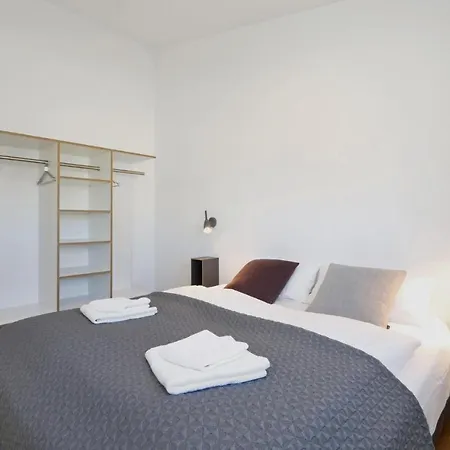 Cozy In Lembruch-duemmer With Kitchen